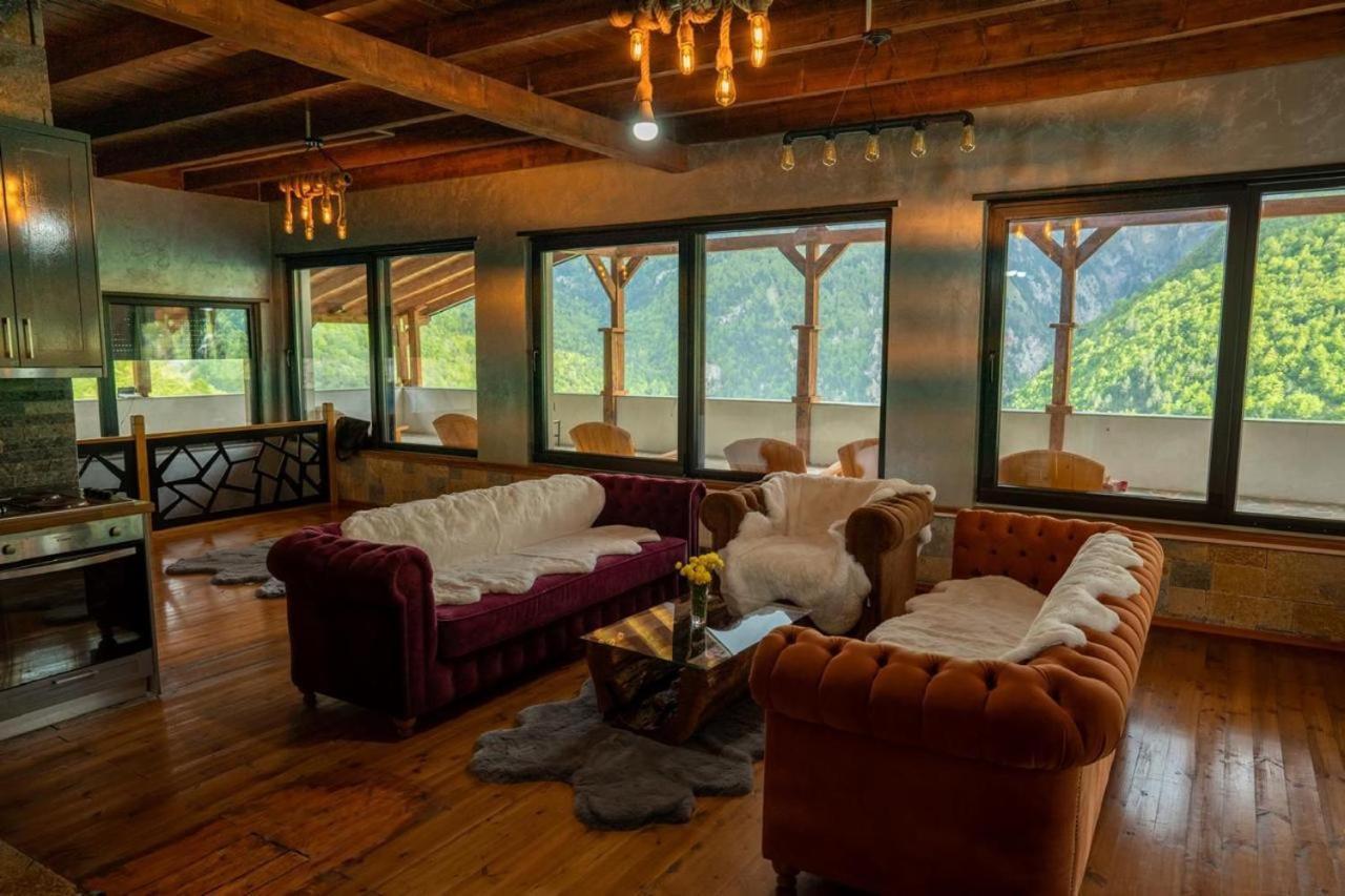 Cerem Zeneli Alpin Chalet מראה חיצוני תמונה
